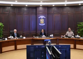PM: Egypt’s strategic commodity reserves remain at safe levels