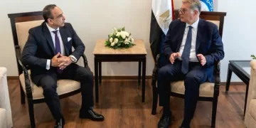 Egypt explores modern drilling to cut oil and gas costs