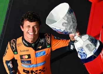 Norris extends McLaren stay until 2030