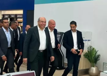 Minister reviews preparations for EIAS 2026 in New Alamein