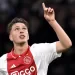 Godts joins PSG from Ajax