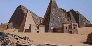 War, sand threaten Sudan’s Meroe pyramids