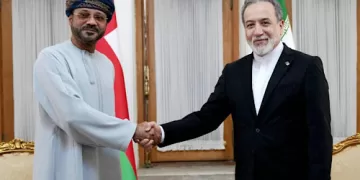 Iran, Oman discuss Hormuz corridor, mine-clearing