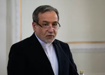 Iran FM warns US against ‘adventurous action,’ says Tehran ready to respond