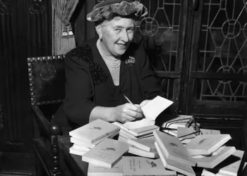 Egypt prepares documentary on Agatha Christie’s Aswan visits