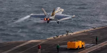 USS George Washington heads to Middle East amid USS Lincoln strains