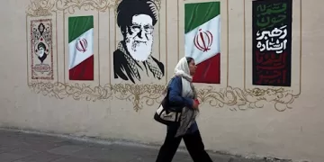 Trump rules out Iran talks; Tehran keeps Hormuz closed