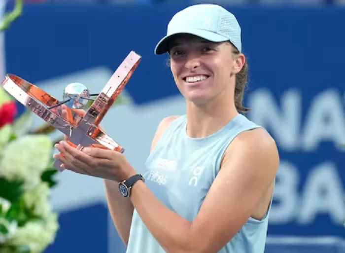 Swiatek claims WTA Toronto title 11 - Egyptian Gazette Swiatek claims WTA Toronto title 10 - Egyptian Gazette