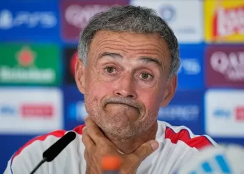 PSG targets Super Cup win over Villa