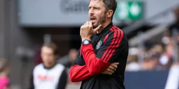 Carrick careful over Mount’s return