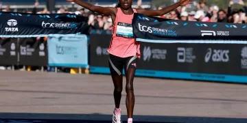 Sydney Marathon: Addisu, Peres triumph