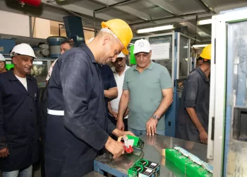 Egypt Military Production min. inspects ‘Factory 10’ in Alexandria