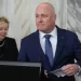 NZ PM proposes banning children from using social media 2 - Egyptian Gazette New Zealand Prime Minister