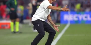 PSG coach calls for defensive improvement 1 - Egyptian Gazette PSG coach calls for defensive improvement