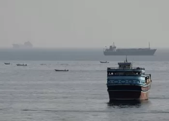 Iran demands control of Hormuz traffic