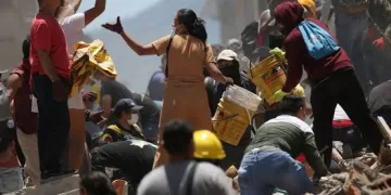 Race to reach trapped survivor offers hope in Colombia quake zone