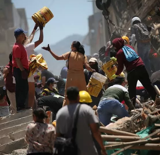 Race to reach trapped survivor offers hope in Colombia quake zone 12 - Egyptian Gazette