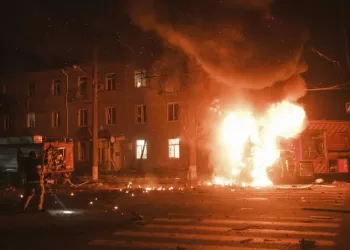 Russian, Ukrainian attacks kill 4 people