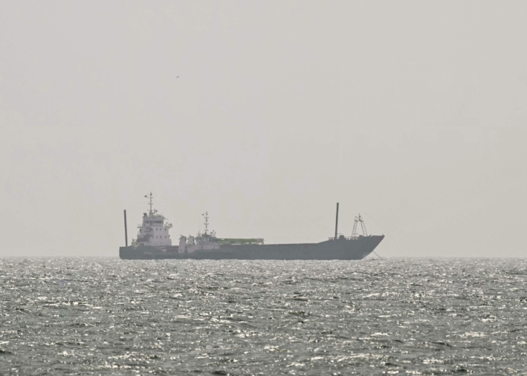 Iran, Oman agree on new Strait of Hormuz shipping route 11 - Egyptian Gazette