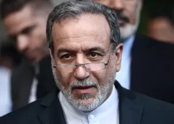 Iran dismisses US economic threats