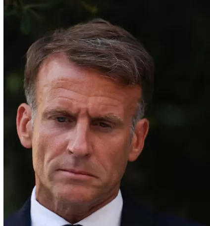 Zelenskiy: Macron agreed to accelerate air defence deliveries 12 - Egyptian Gazette Zelenskiy: Macron agreed to accelerate air defence deliveries 11 - Egyptian Gazette