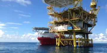 Egypt pushes to double oil output, strengthen regional hub role