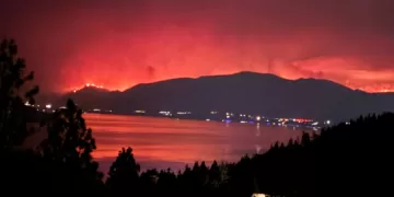 British Columbia to get federal assistance as wildfire forces evacuations