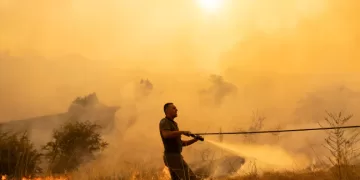 EU sends helicopters, firefighters to Serbia to tackle wildfires