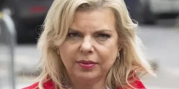 Barak blames Netanyahu for wife’s remarks