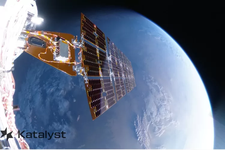 Rescue satellite gets close to NASA’s doomed telescope 12 - Egyptian Gazette
