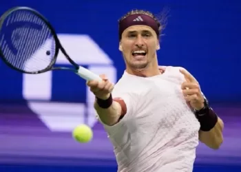 Zverev reaches US Open 3rd round