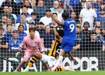 EPL: Hull shock Chelsea, Liverpool held