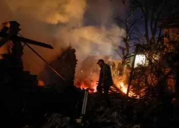 Russia attacks Ukrainian energy grid