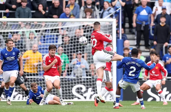 EPL: Everton strikes late to deny Man Utd 21 - Egyptian Gazette EPL: Everton strikes late to deny Man Utd 20 - Egyptian Gazette