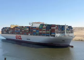 24,000-TEU OOCL Portugal makes maiden Suez Canal transit