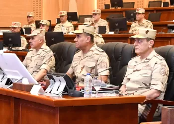 Defence chief reviews main phase of 3rd Field Army exercise