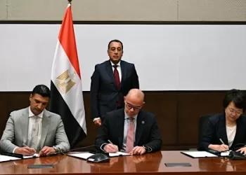 Egypt signs MoU with Chinese firm to develop automotive manufacturing engineering base