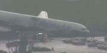 5 killed as Amazon cargo plane overruns Miami runway