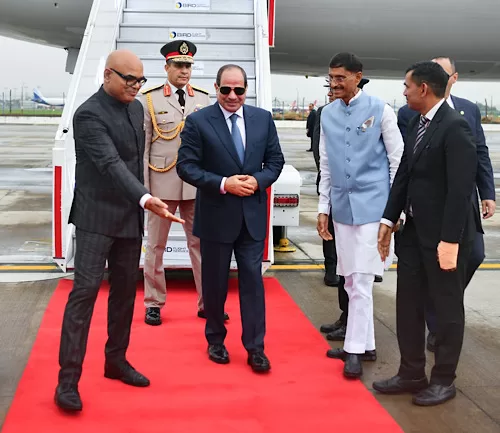 Sisi arrives in New Delhi for 18th BRICS summit 15 - Egyptian Gazette