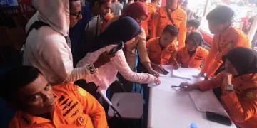 130 missing after ship overturns in Indonesia