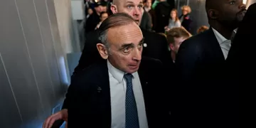 Zemmour announces French presidential bid