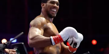 Joshua, Fury to face off in Cardiff on December 11