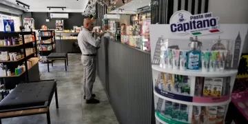 Iranians face soaring prices for medicine