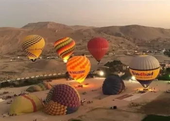 Luxor balloon flights carry 890 tourists on World Tourism Day