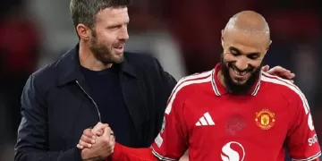 Man Utd must keep pushing – Carrick