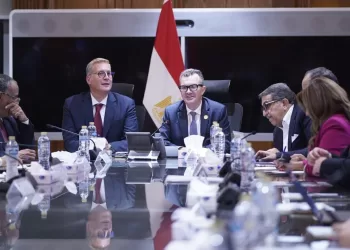 Planning, Petroleum ministers review sector growth
