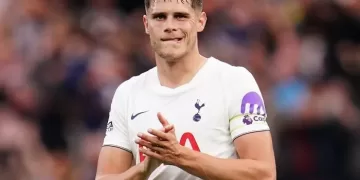 EPL: Micky stays patient as Spurs struggle