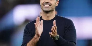 EPL: Arteta praises Arsenal squad
