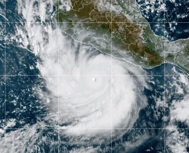 Hurricane Polo among strongest storms off Mexico coast 11 - Egyptian Gazette