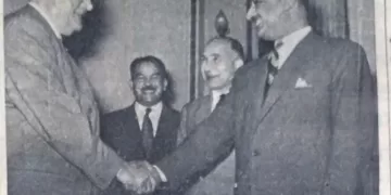 Nasser welcomes Robert Menzies in Cairo